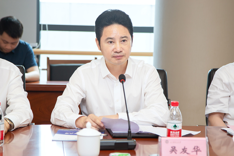 XCB_2120.jpg